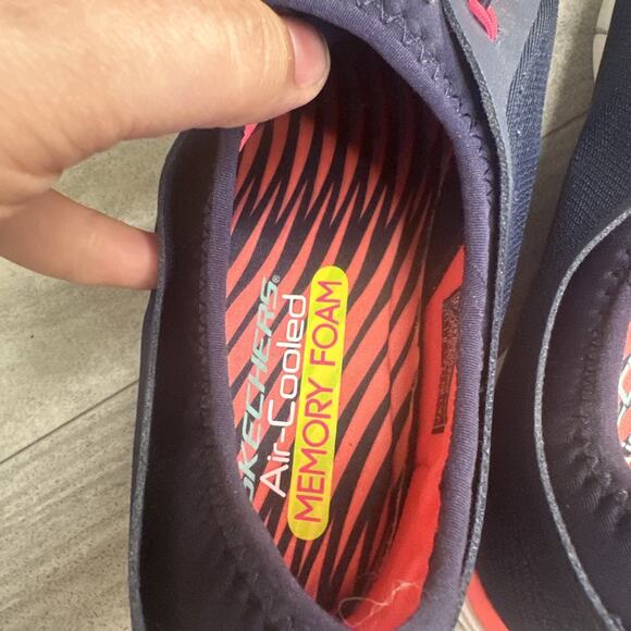 Skechers Women's Stretch-Fit Sneakers Navy Blue Air Cooled Memory Foam Size 11 - Picture 6 of 8